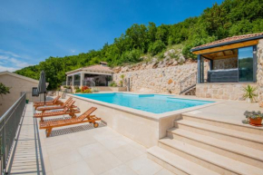 Luxury Villa Borak